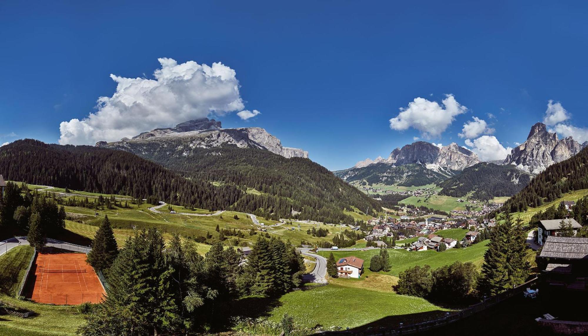 Sporthotel Panorama Corvara In Badia Exterior foto
